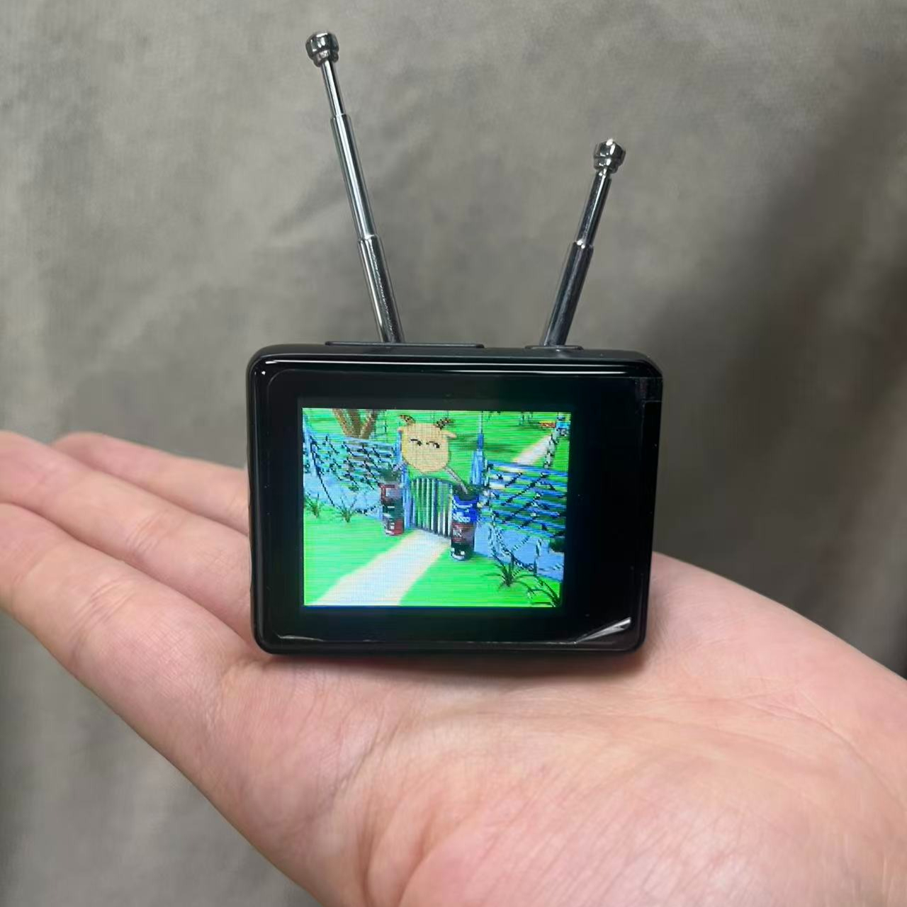 Color Touch Screen Miniature R – обзор и цена Home Decor Video