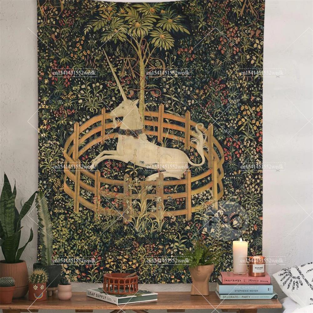 The Unicorn In Captivity Wall  – обзор и цена Aesthetic Tapestry