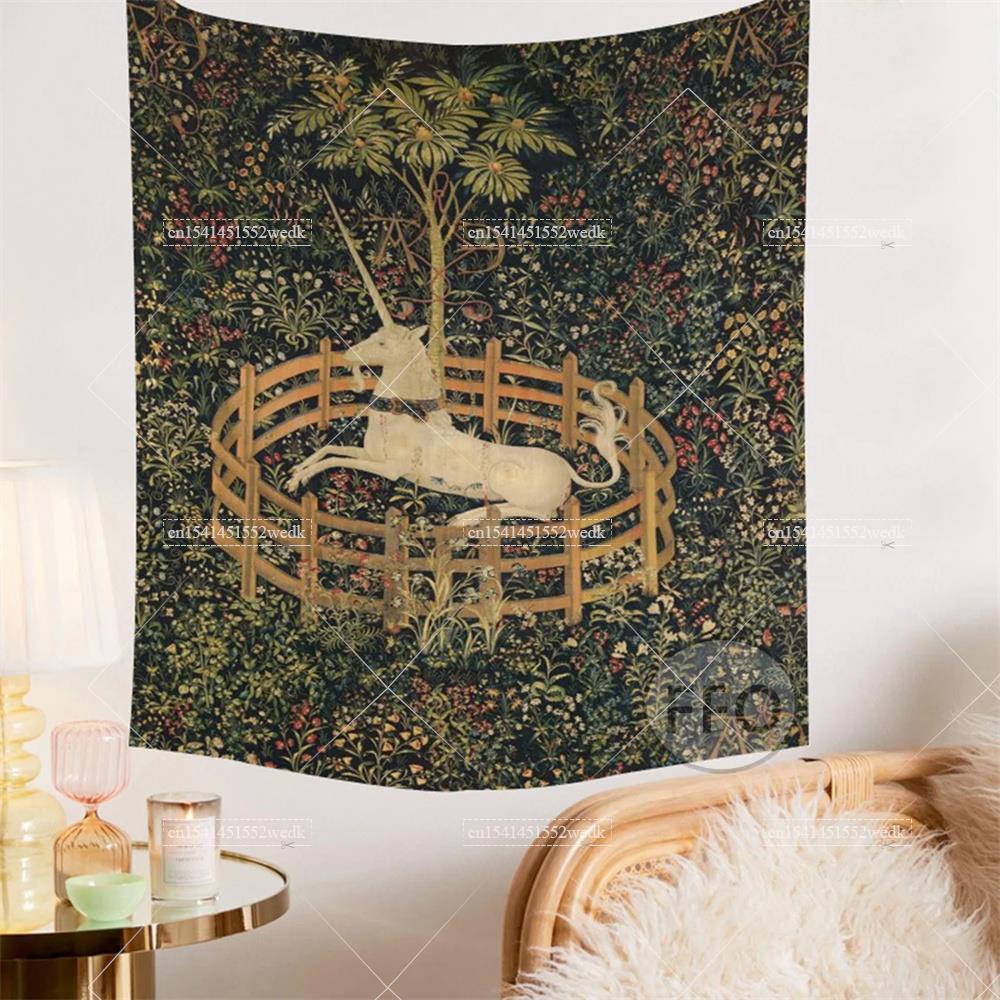 The Unicorn In Captivity Wall  – обзор и цена Aesthetic Tapestry