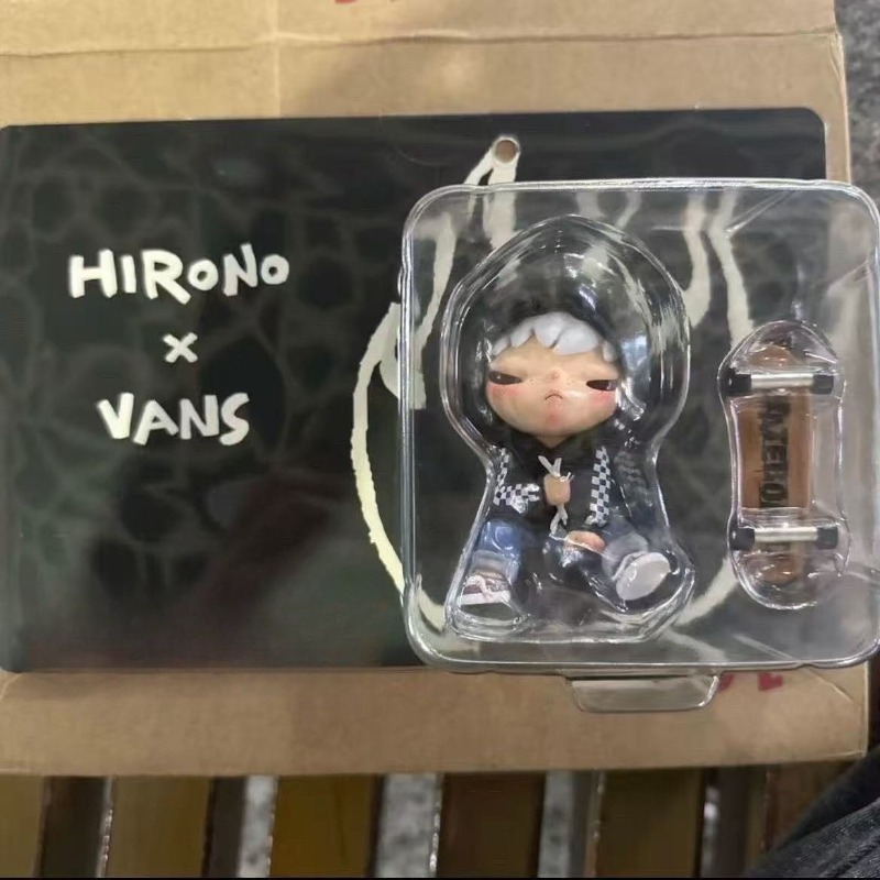 POPMART Hirono X VANS Co-brand – обзор и цена Home Decor Brand